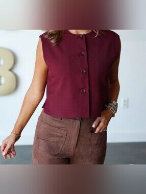 Steve Madden NWT Burgundy Sleeveless Vest Top Large Button Front Minimalist Work